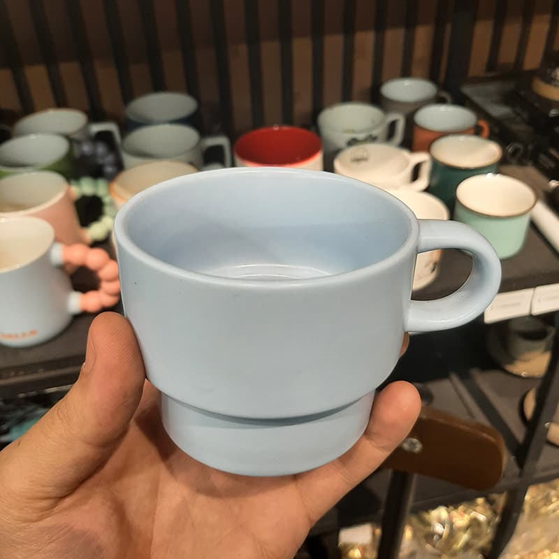 لته خوری مینیمال مات در دست