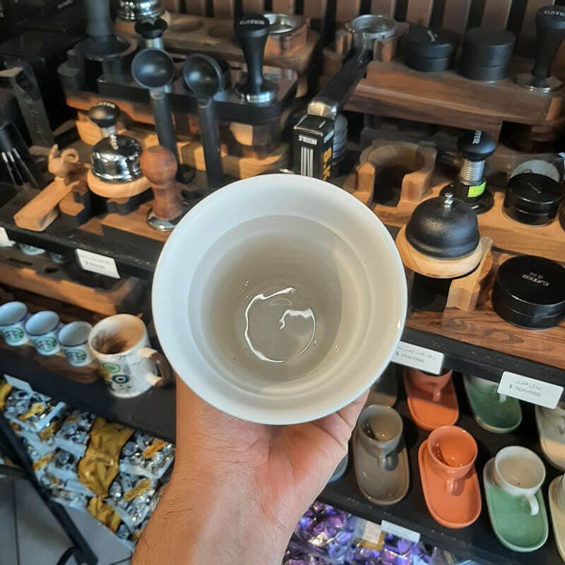 داخل ماگ 350 میل استارباکس